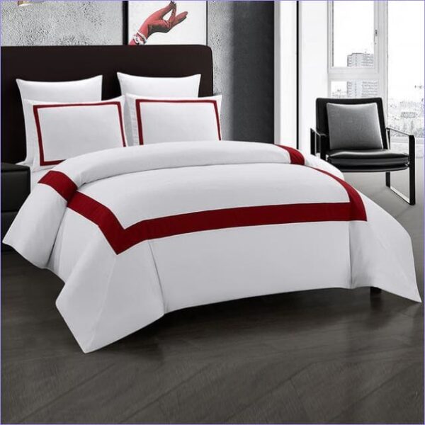 housse de couette blanche et rouge