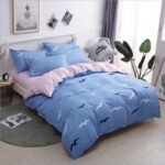 housse de couette bleue et rose