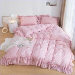 housse de couette rose brodée